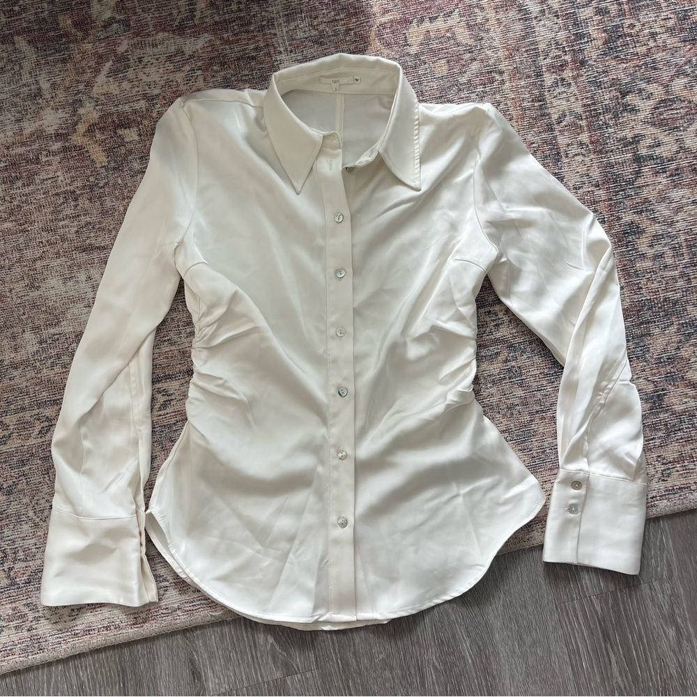 Niathebrand Ivory Botton Down Shirt